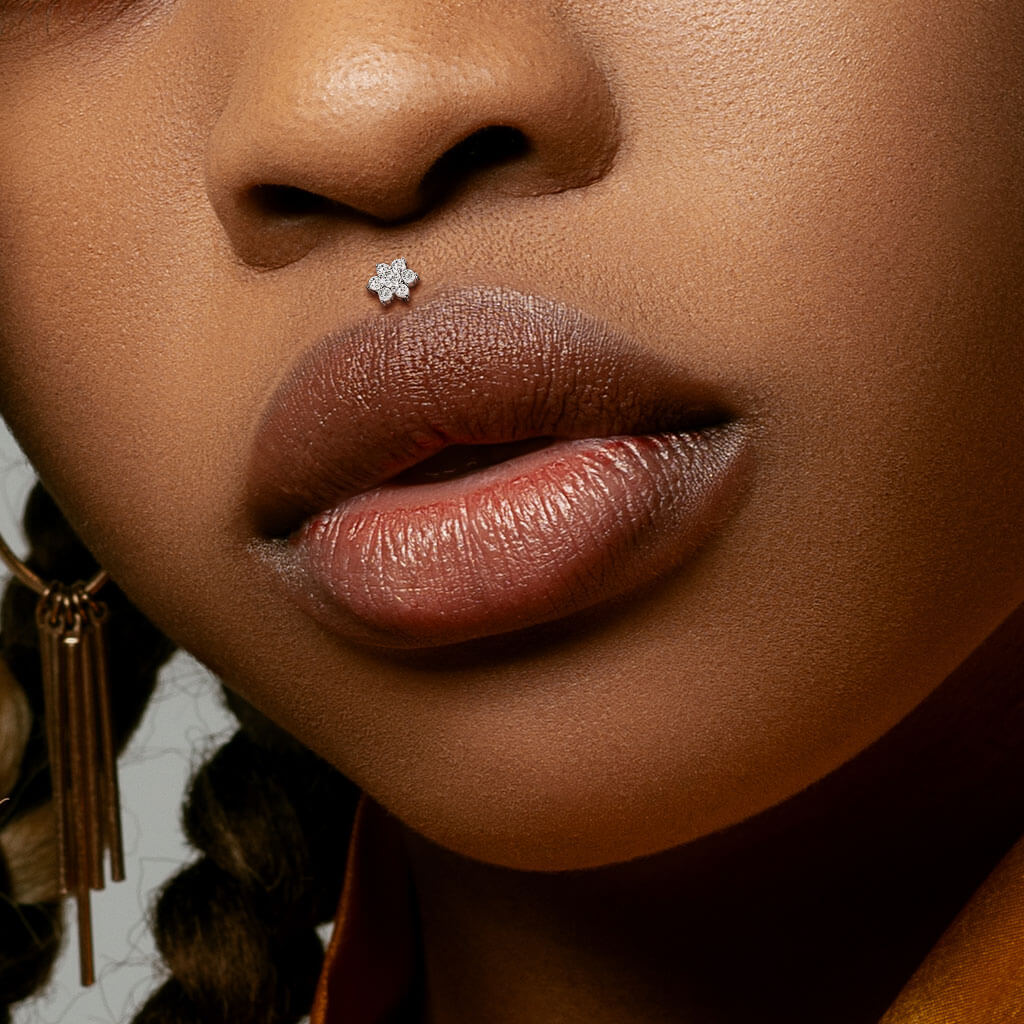 Labret Blume Zirkonia Innengewinde - Image 4