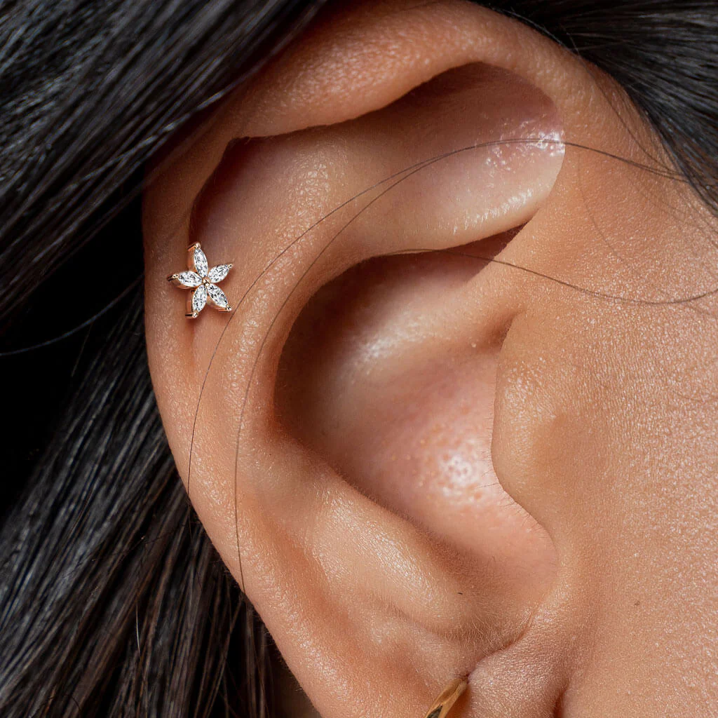 Labret Blume Zirkonia Innengewinde - Image 6