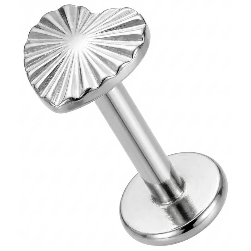 Titan Labret Herz mit Strahlen-Relief Innengewinde